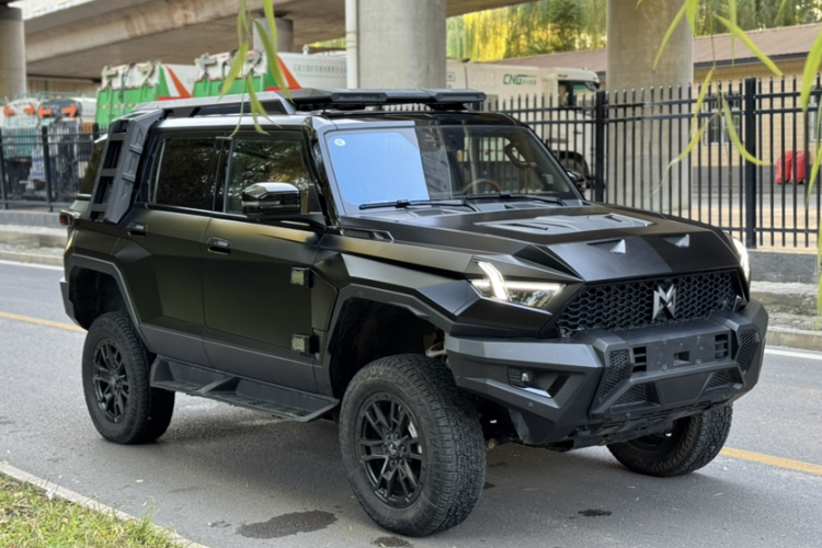 猛士917 2023款 纯电基础版车身外观6010