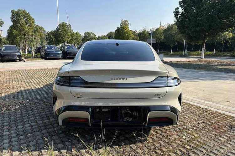 小米汽车 小米SU7 2024款 后驱长续航智驾版车身外观6001