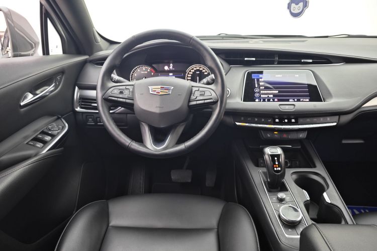 凯迪拉克XT4 2018款 28T 两驱领先型中控内饰7006