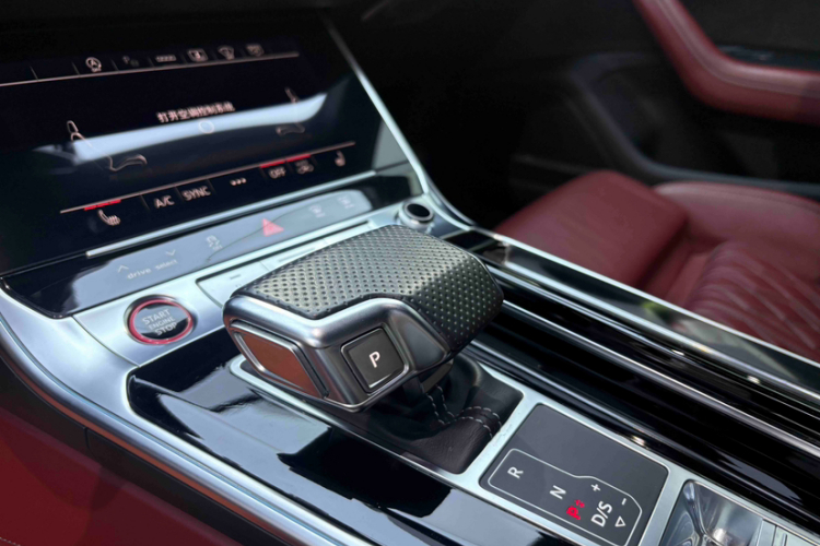 奥迪S6 2020款 S6 2.9T中控内饰7005