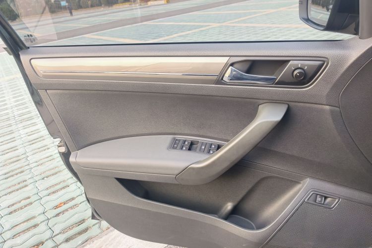 大众 桑塔纳 2019款 1.5L 自动舒适版 国VI中控内饰7001