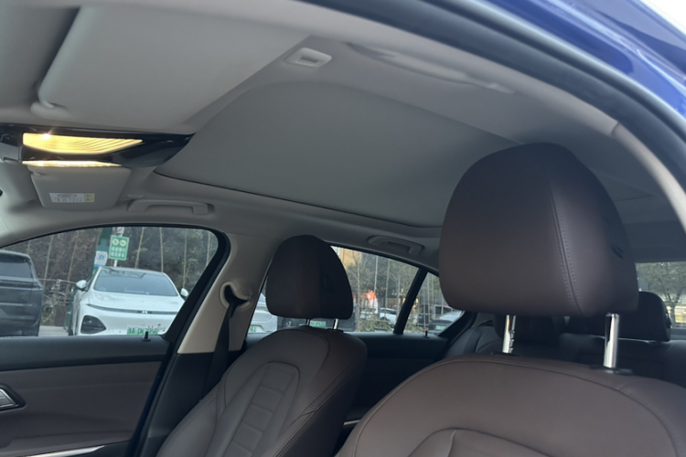 宝马3系 2020款 320Li M运动套装局部细节22