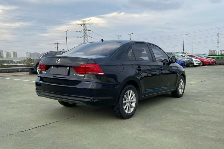 大众 桑塔纳 2019款 1.5L 自动风尚版 国VI车身外观6002