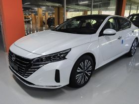 日产 天籁 2022款 2.0L XL-TLS 悦享版