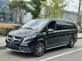 奔驰V级 2022款 V 260 L 长轴距豪华版