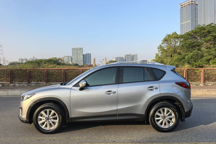 马自达CX-5 2013款 2.0L 自动两驱舒适型车身外观6009