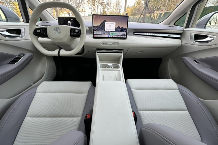 名爵 MG4 EV 2026款 437 自由版中控内饰7003