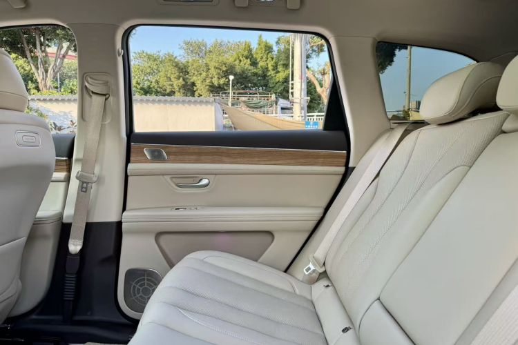 鸿蒙智行 问界M7 2024款 1.5T 智驾四驱Ultra版 5座中控内饰7003