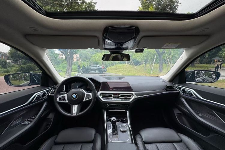 宝马4系 2022款 425i Gran Coupe M运动套装中控内饰7005