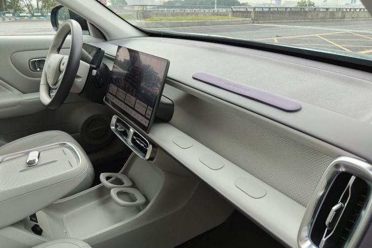 零跑汽车 零跑B10 2025款 510激光雷达版中控内饰7003