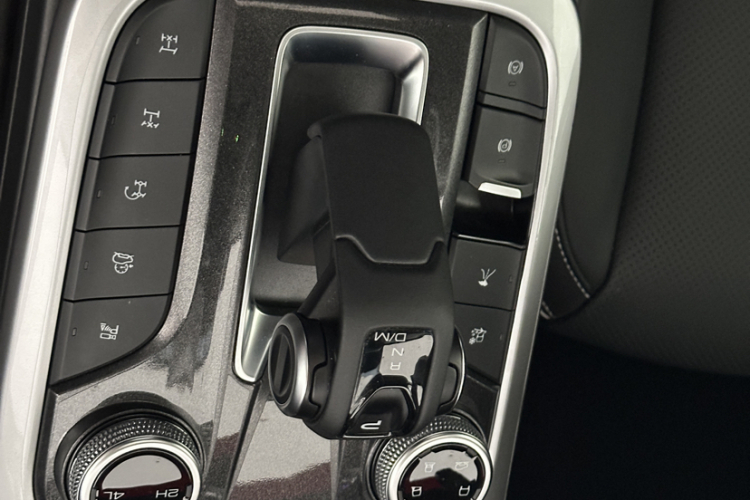 坦克300 2023款 2.0T 铁骑02局部细节18