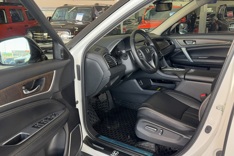 本田 冠道 2020款 370TURBO 四驱尊享版中控内饰7002