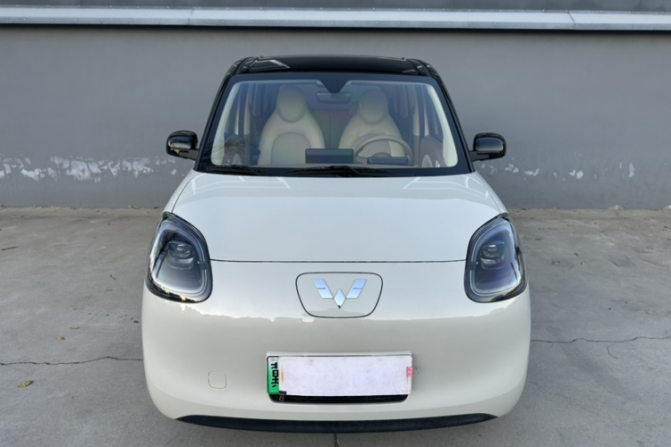 五菱汽车 宏光MINIEV 2025款 四门版 臻享+款车身外观6005