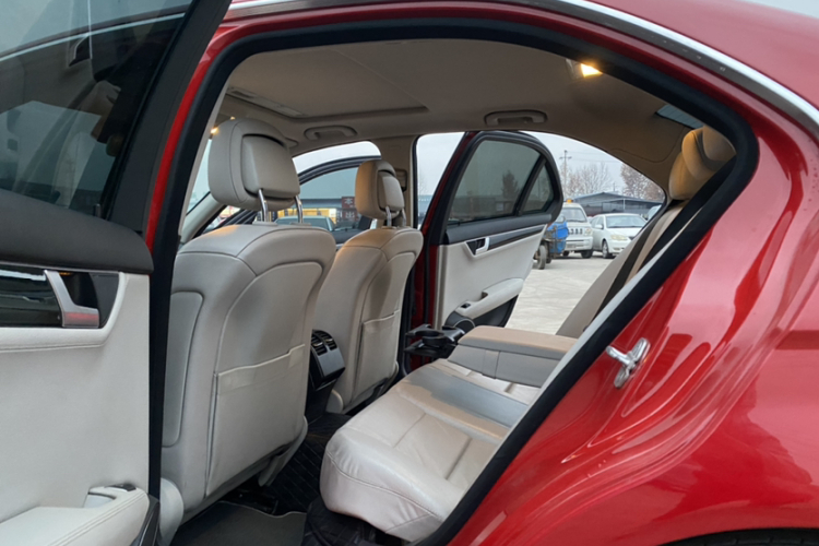 奔驰C级 2013款 C 260 CGI 时尚型中控内饰7005