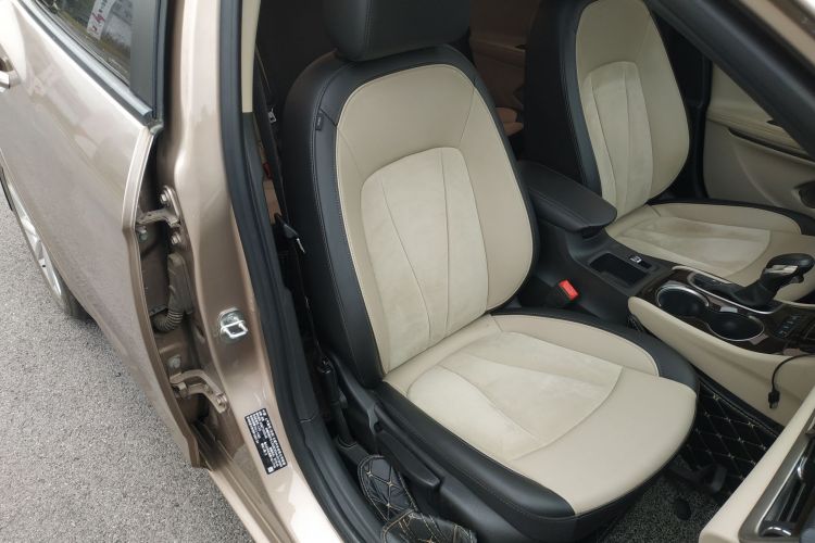 别克 威朗 2018款 三厢 15S 自动领先型局部细节41