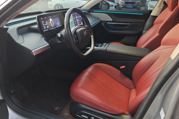 小鹏P7 2022款 480G+中控内饰7004