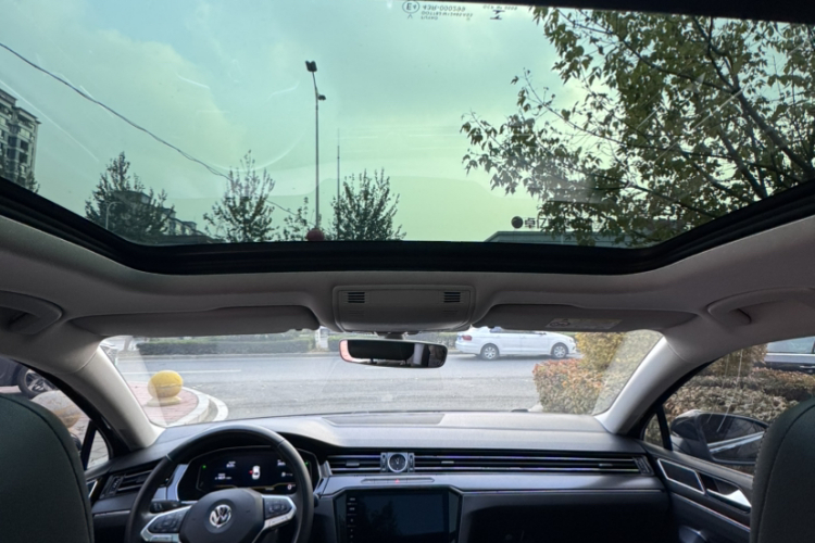 大众 迈腾 2020款 330TSI DSG 豪华型中控内饰7003