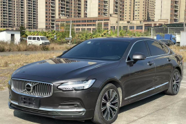 沃尔沃S90 2021款 B5 智逸豪华版