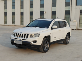 Jeep 指南者(进口) 2014款 改款 2.4L 四驱舒适版