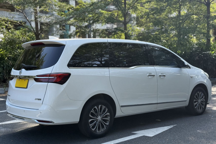 别克GL8 2021款 陆上公务舱 652T 豪华型车身外观6007