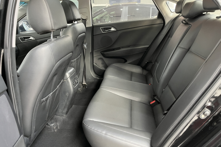 现代 名图 2017款 1.8L 自动智能型GLS 国V中控内饰7003