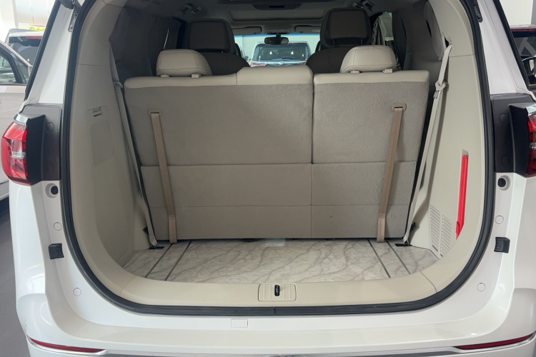 别克GL8 2023款 ES陆尊 舒适型局部细节23