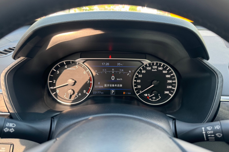 日产 天籁 2022款 2.0L XL-TLS 悦享版中控内饰15