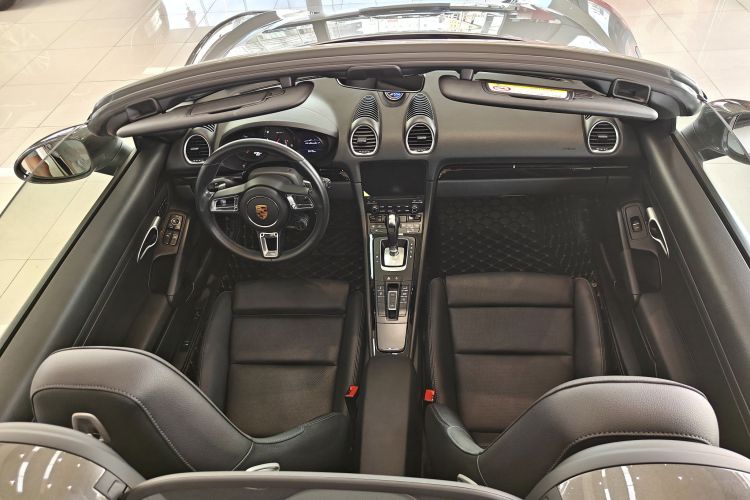 保时捷718 2019款 Boxster T 2.0T中控内饰7008