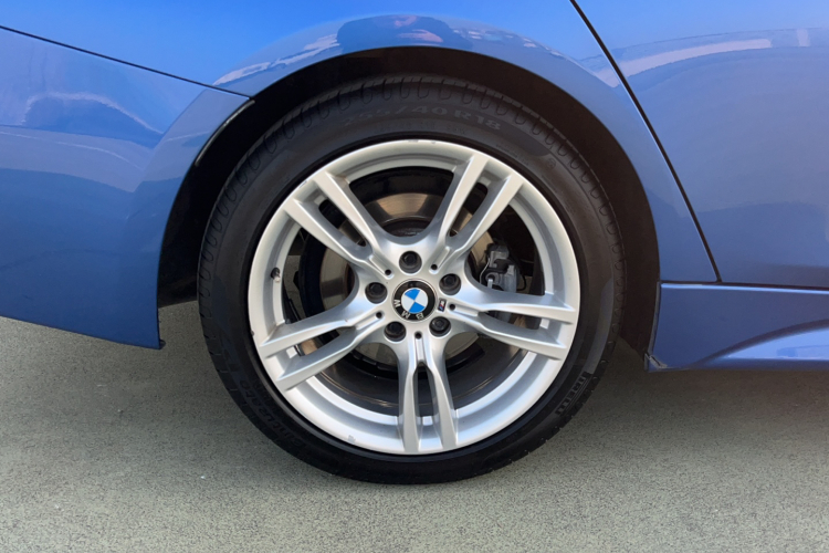 宝马3系 2018款 320i M运动套装车身外观6007