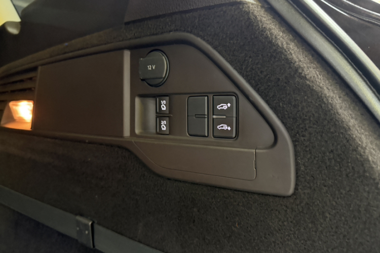 大众 途锐 2017款 3.0TSI 拓界版中控内饰7001