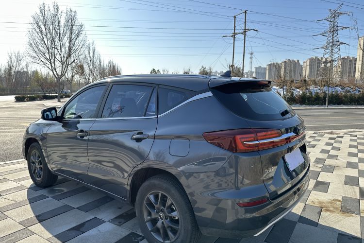 比亚迪 宋 2021款 经典版 1.5T 手动豪华型车身外观6009