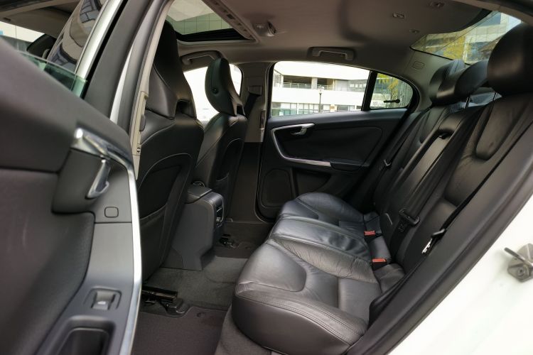 沃尔沃S60(进口) 2014款 T5 智逸版中控内饰7008