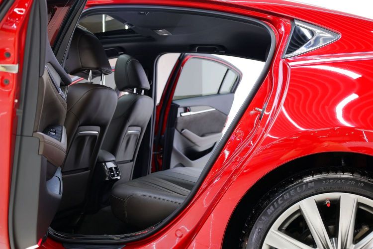 马自达 阿特兹 2020款 2.5L 蓝天至尊版中控内饰7008