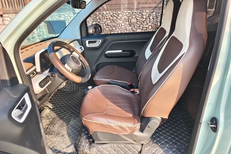 五菱汽车 宏光MINIEV 2024款 第三代 215km 青春版中控内饰7004