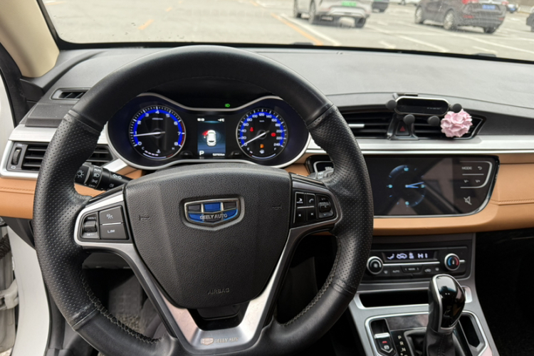 吉利汽车 远景S1 2018款 1.4T CVT锋驰型中控内饰7009
