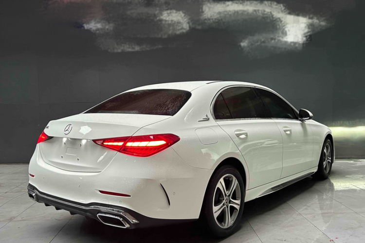 奔驰C级 2022款 改款 C 200 L 运动版车身外观6004