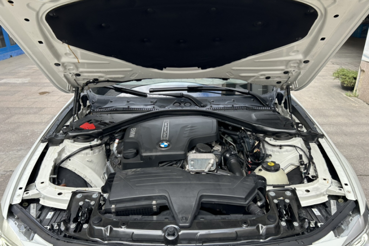 宝马3系 2013款 328Li 时尚型中控内饰7008