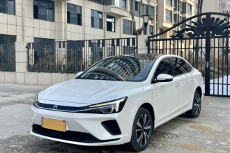 飞凡汽车 飞凡ER6 2021款 新动版 620km 智行版