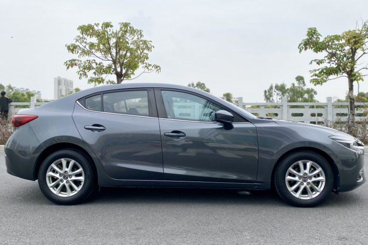 马自达3 昂克赛拉 2019款 云控版 三厢 1.5L 自动豪华型 国VI车身外观6010