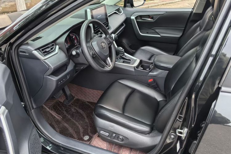 丰田 RAV4荣放 2020款 2.0L CVT两驱风尚版中控内饰7003