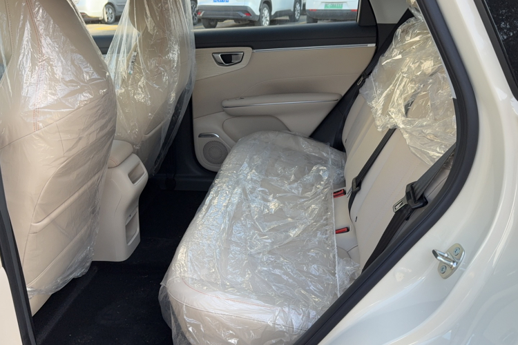 五菱汽车 缤果S 2025款 325km 尊享款中控内饰7001