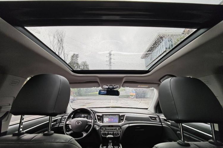 广汽传祺 传祺GS7 2017款 320T 两驱豪华智联型局部细节22