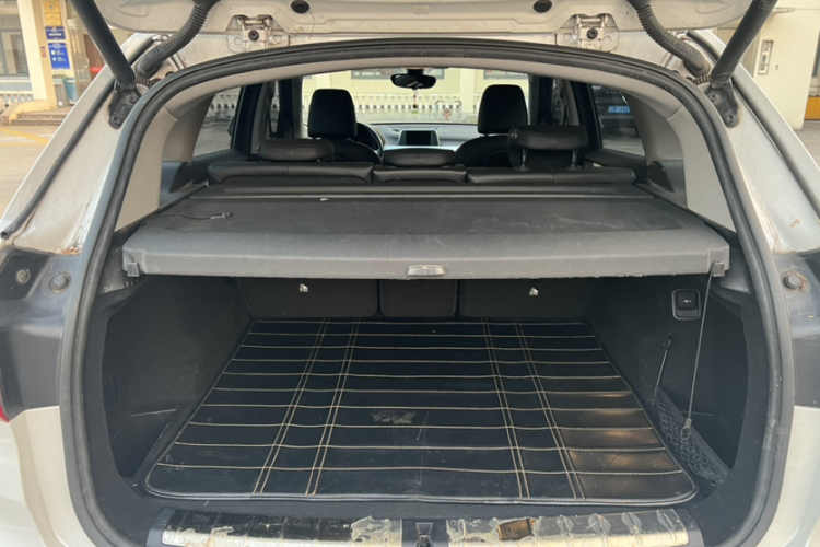 宝马X1 2016款 sDrive18Li 尊享型局部细节23