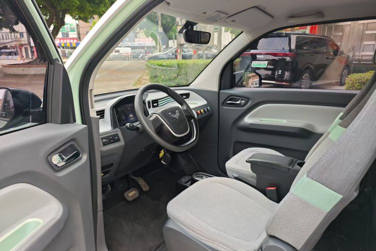 五菱汽车 宏光MINIEV 2021款 马卡龙臻享款 磷酸铁锂中控内饰7006