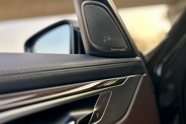 宝马7系 2021款 730Li 豪华套装中控内饰7014