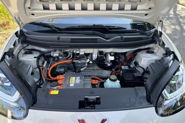 五菱汽车 五菱缤果 2023款 333km 快享款中控内饰7010