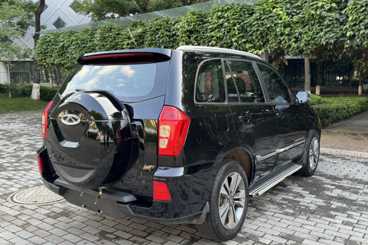 奇瑞 瑞虎3 2015款 1.6L 手动智尚纪念版车身外观6004