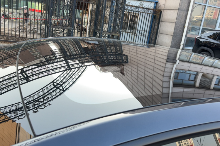 特斯拉 Model Y 2025款 后轮驱动 首发版局部细节57