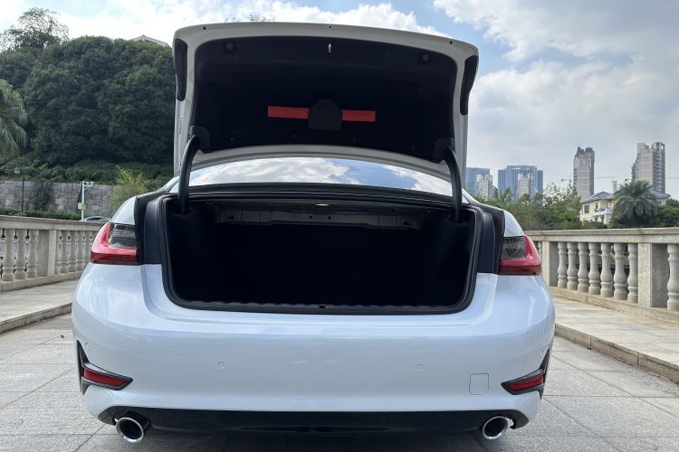 宝马3系 2022款 320i 运动套装中控内饰7006