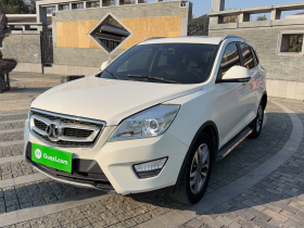 北京汽车 绅宝X65 2015款 2.0T 自动精英型